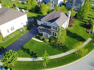 1409 Walnut Dr, Dundee, IL 60118