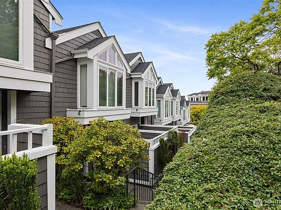 3rd image of 2405 N 30th Street #4