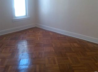 113-28 201st St #2, Saint Albans, NY 11412