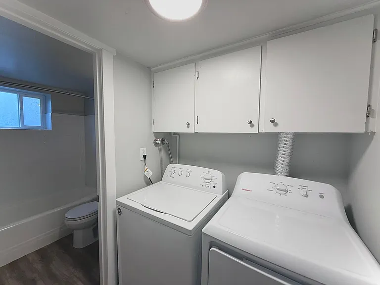 181 E Helm Ave #B — Photo 10