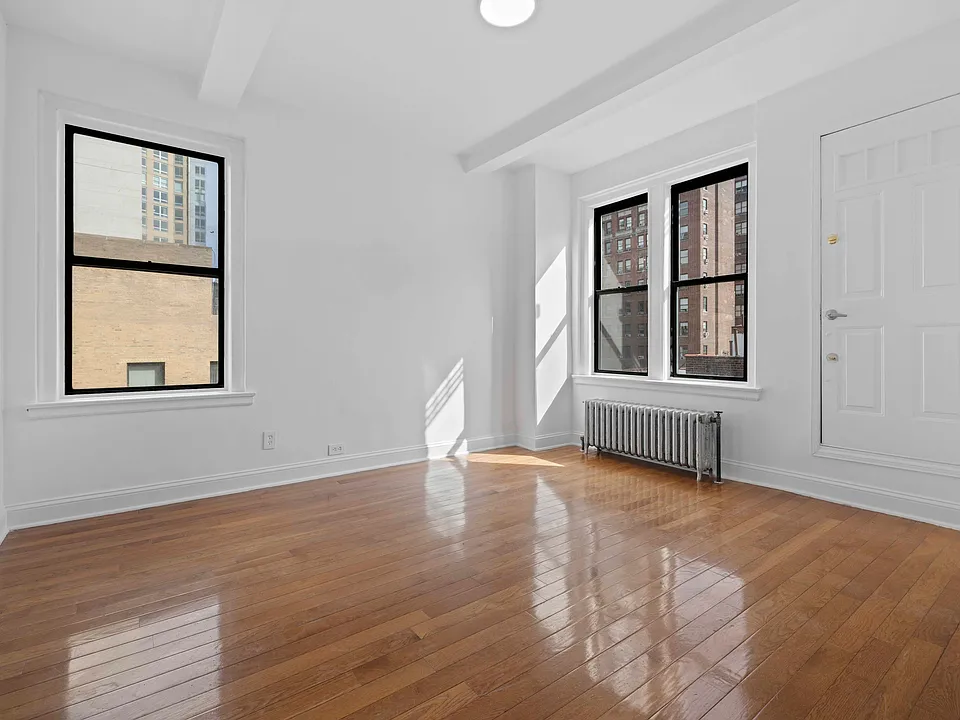 244 W 72nd St #6D
