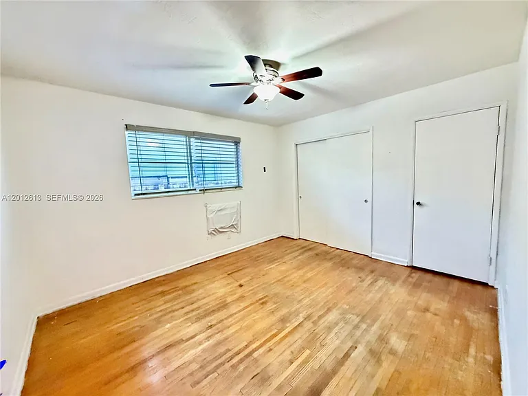 45 SE 14th St #1 — Photo 10