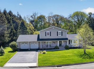 3 Orchard Road S, East Patchogue, NY 11772