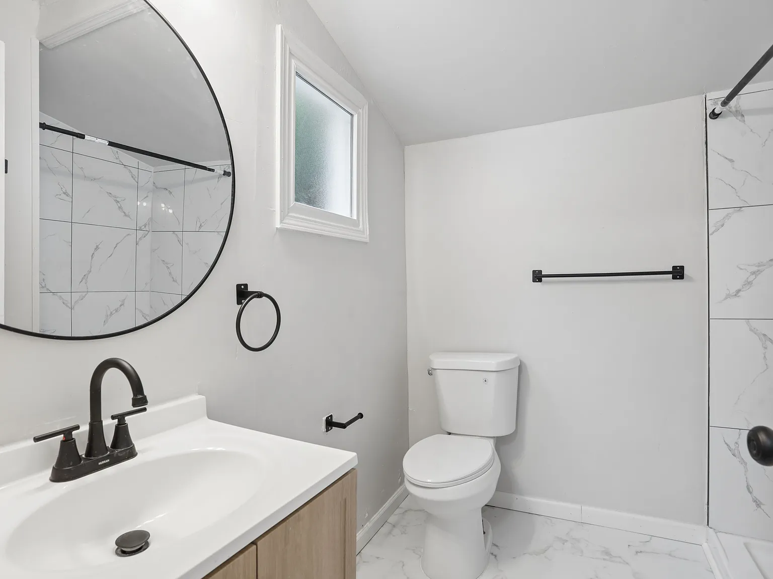 4 bed, 2.0 bath, 1317 sqft, $1,595 — Photo 4