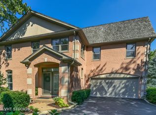 1529 Ammer Rd, Glenview, IL 60025