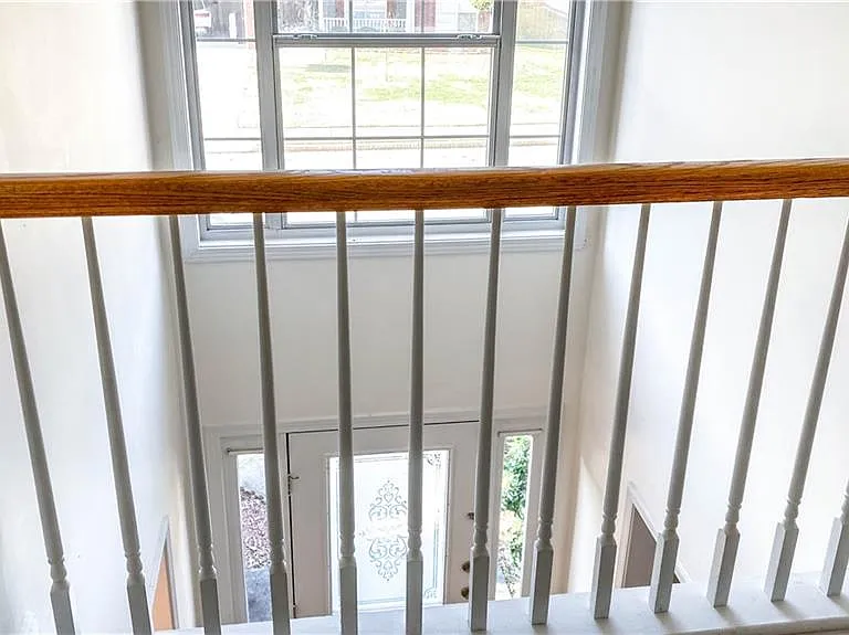 570 Sterling Pointe Ct — Photo 17