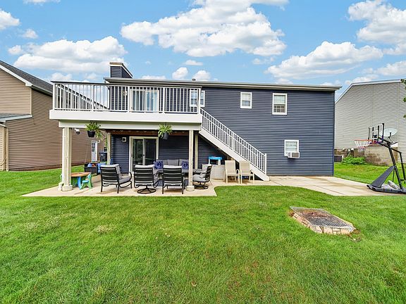 3rd image of 2215 Gatesmill Dr