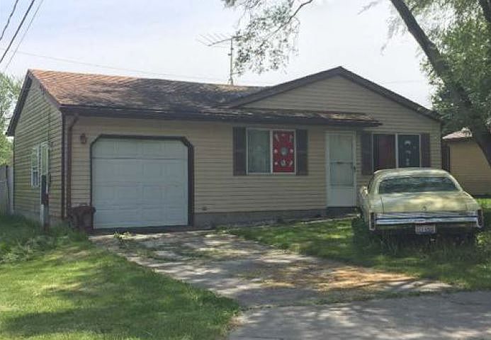 1st image of 925 Karnes Ave