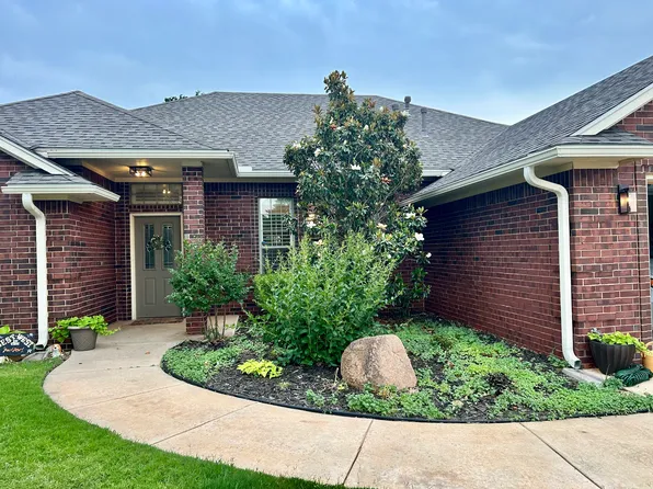 916 Sheryl Ln, Altus, OK 73521