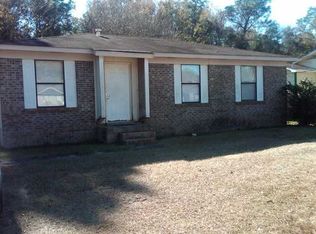 1713 Winston Ln, Mobile, AL 36605
