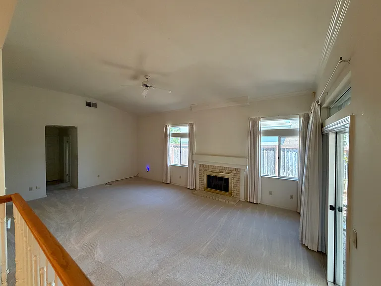 625 Fox Hollow Way — Photo 10