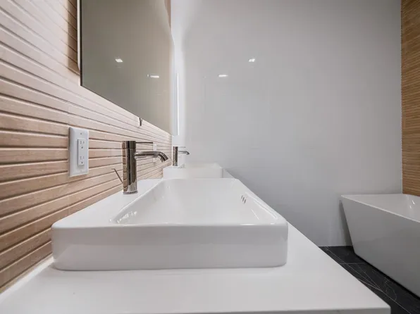 7101 River Road image 38 of 80