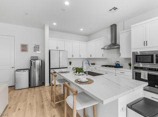 8935 Cassia Winds St, Las Vegas, NV 89166