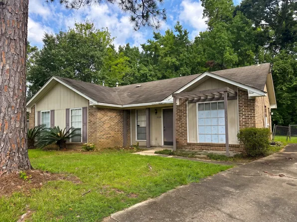 1024 N Burbank Dr, Montgomery, AL 36117