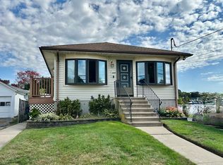 125 Ocean View St, New Haven, CT 06512