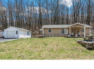 102 Manor Rd, Schuylkill Haven, PA 17972
