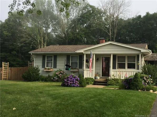 43 Cedar Lane, Bozrah, CT 06334