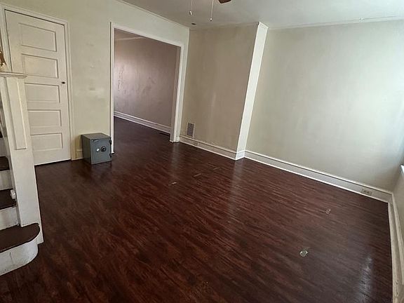 3rd image of 2521 S 68th St