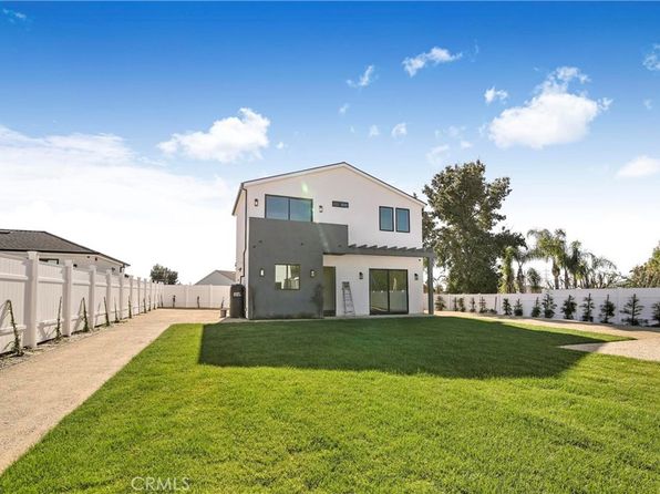 13457 Bradley Ave