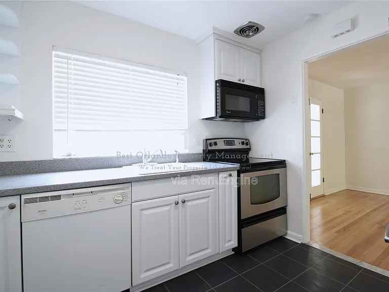 1639 Oakmont Ln — Photo 12