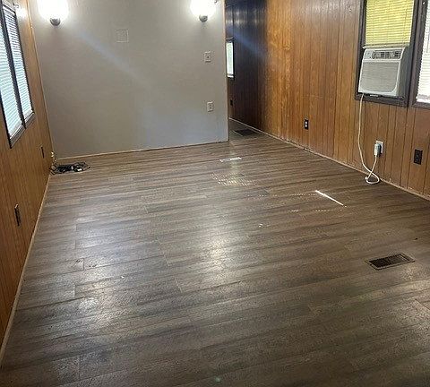 5th image of 1080 Enoch Ln #840