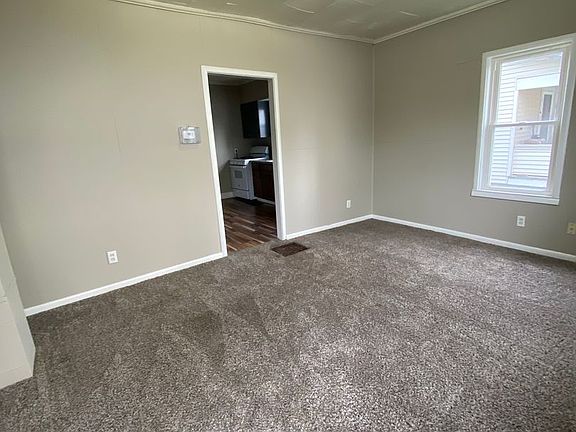 2nd image of 633 Runnion Ave #633