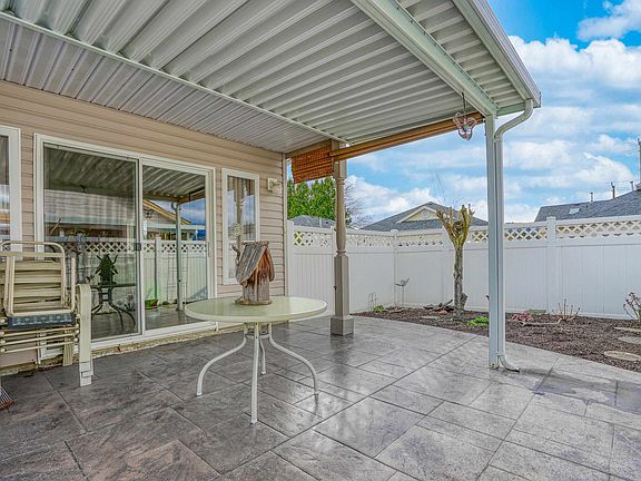 4th image of 8485 Young Rd #213