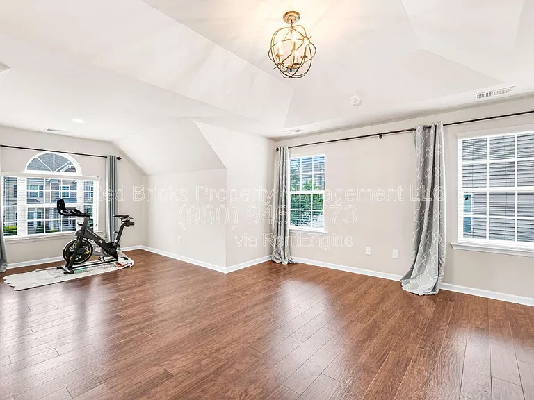 9229 Perseverance Dr — Photo 15