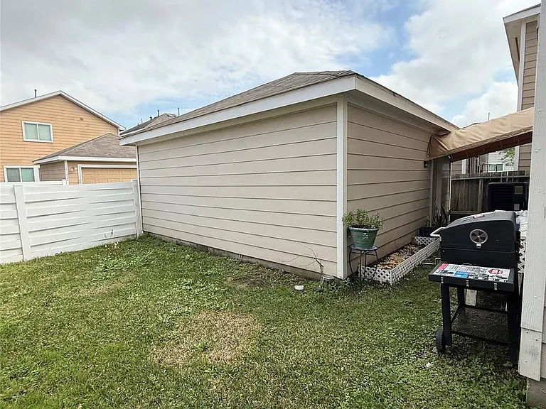 11930 Jelicoe Dr — Photo 30
