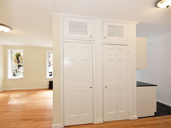 3rd image of 145 W 12th St APT 22
