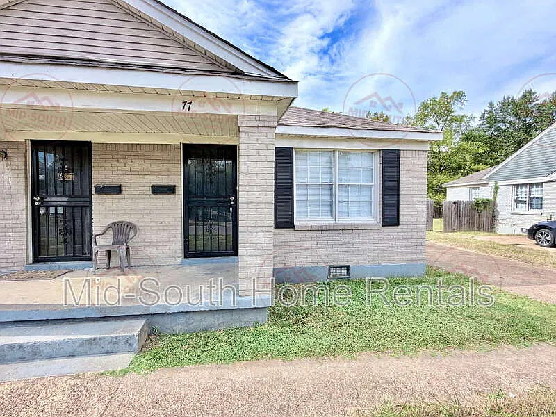 2 bed, 1.0 bath, 854 sqft, $890 — Photo 2
