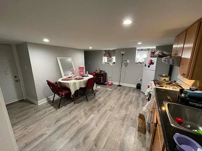 1 bed, 800 sqft, $950 — Photo 2