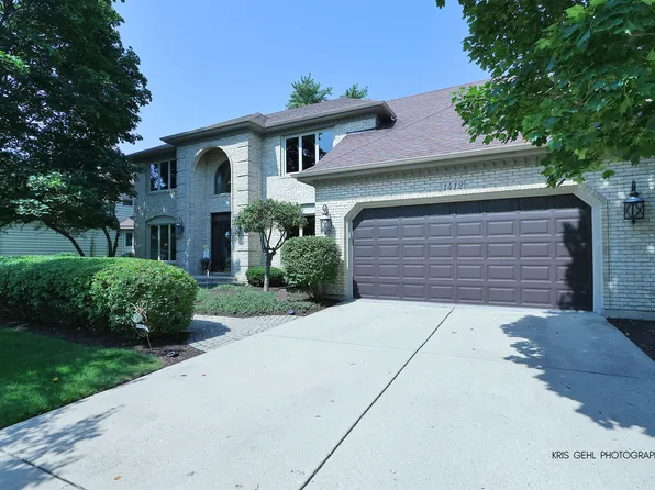 1412 Greenlake Dr, Aurora, IL 60502