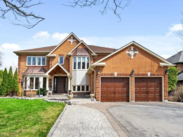 409 Alex Doner Dr, Newmarket, ON L3X 1C6
