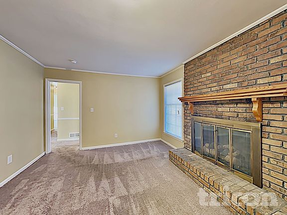 4th image of 1992 Tara Cir