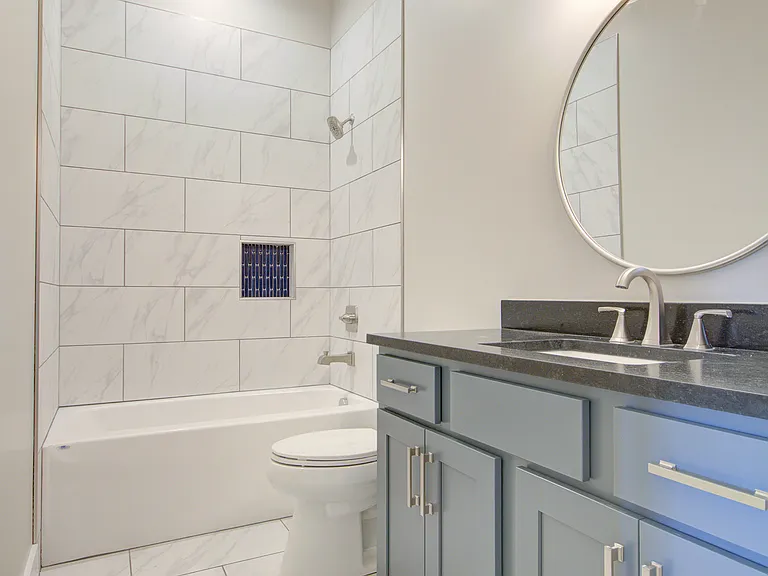 2031 Davidson St NE #A — Photo 14