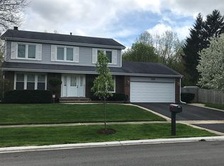 859 Windemere Ln, Lake Zurich, IL 60047