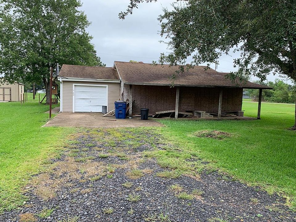 1st image of 720 Lee Dr