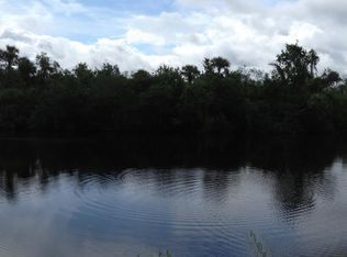 667 NE Emerson St, Port Saint Lucie, FL 34983