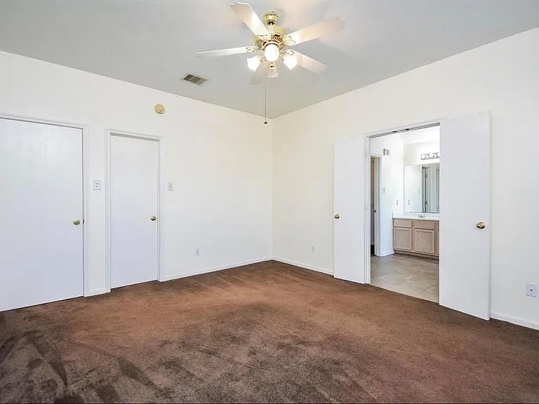 20802 Oak Rain Ct — Photo 10