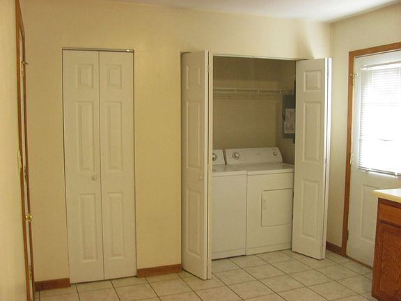 4th image of 200 N Bryan Ave