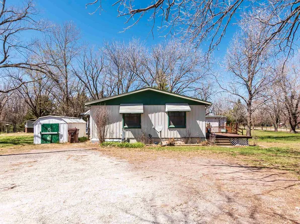 10541 Sheri Ln, Mulvane, KS 67110