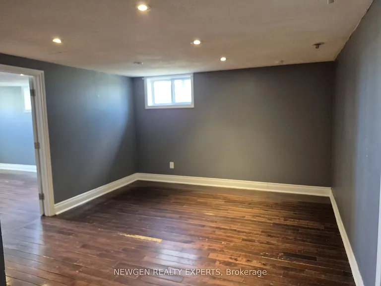 512 Bloor St E #BASEMENT — Photo 5