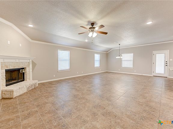 4th image of 8404 Preserve Trl