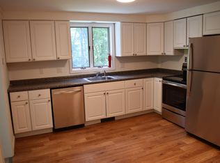 10 Spring Valley Rd #B, Weston, CT 06883