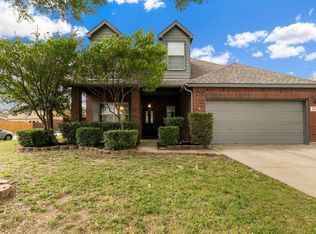 1512 Heron Dr, Aubrey, TX 76227