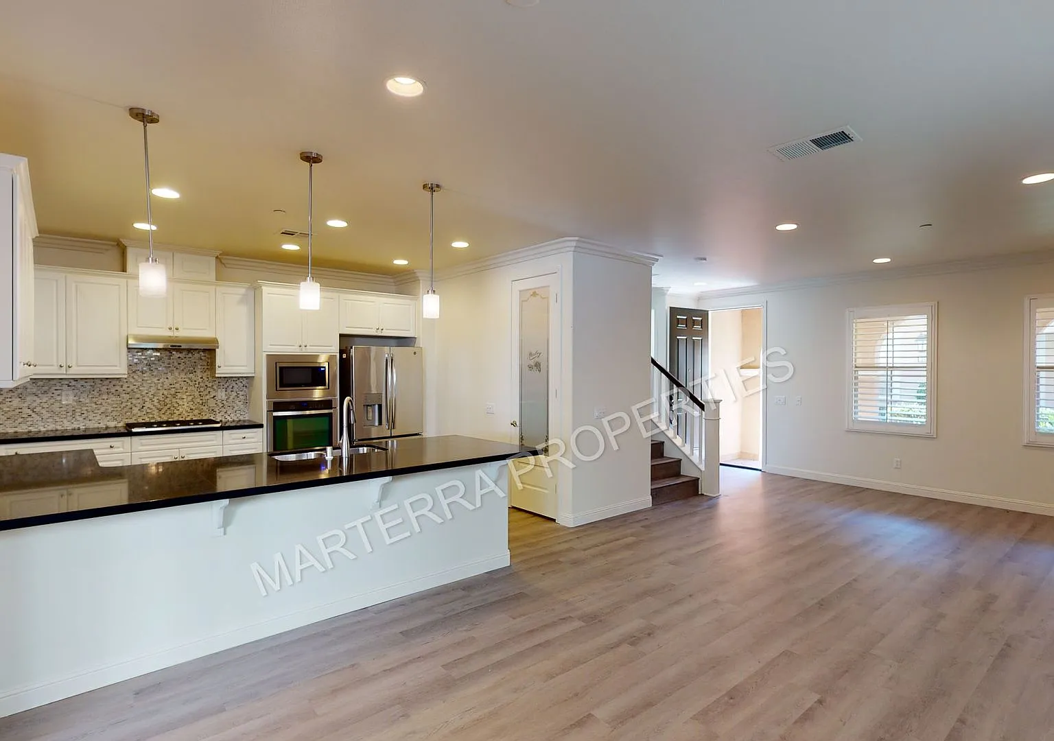 Beautiful 3 Bed/2.5 Bath Home in Portola Springs, Irvine! — Photo 2