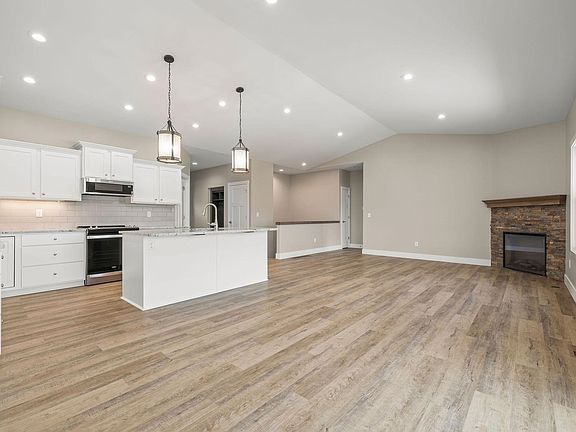 5th image of 3121 Apple Ridge Ct