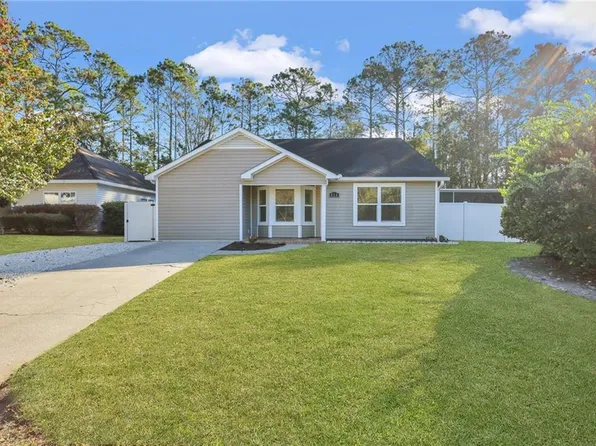 416 Diamondback Dr, Brunswick, GA 31525