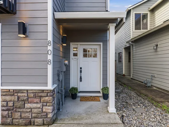 808 King Dr, Rainier, OR 97048
